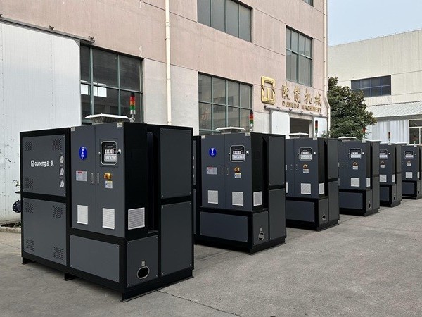 瀝青攪拌站用電導熱油爐有哪些優勢？